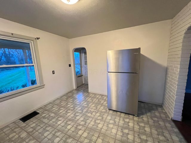 3145 Troy Road, Springfield, OH 45504