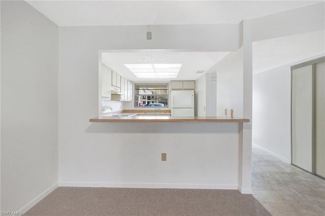 151 Cypress WAY E # D3, Naples, FL 34110