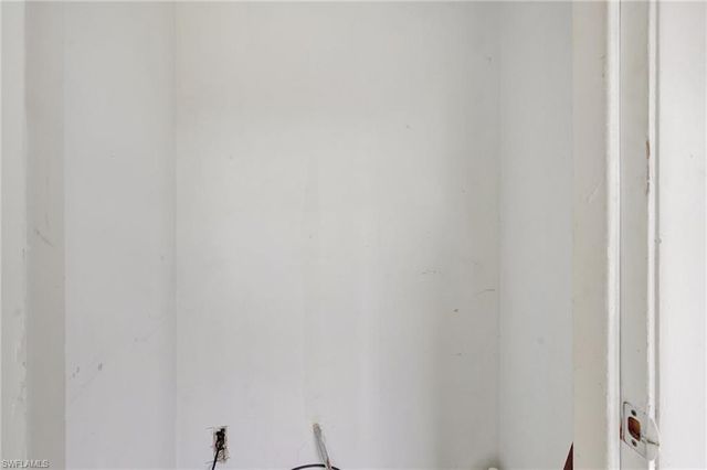 151 Cypress WAY E # D3, Naples, FL 34110