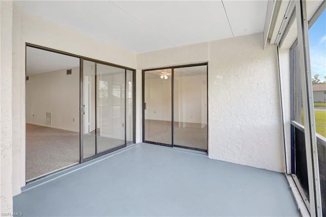 151 Cypress WAY E # D3, Naples, FL 34110