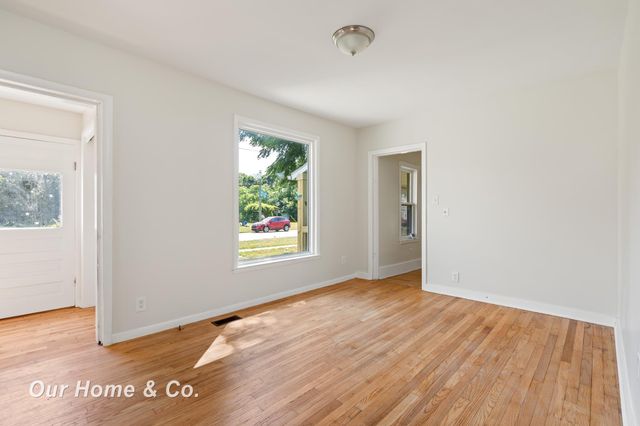 240 W 3rd Street, Imlay City, MI 48444