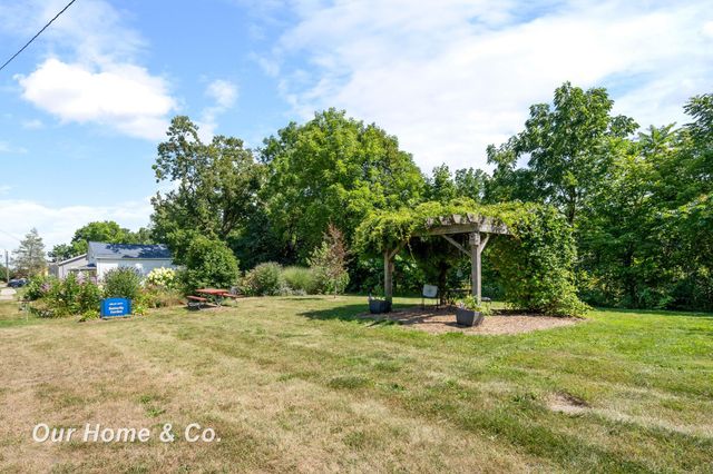 240 W 3rd Street, Imlay City, MI 48444