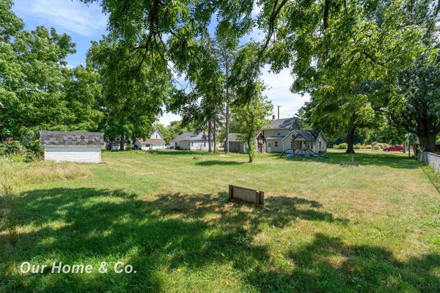 240 W 3rd Street, Imlay City, MI 48444