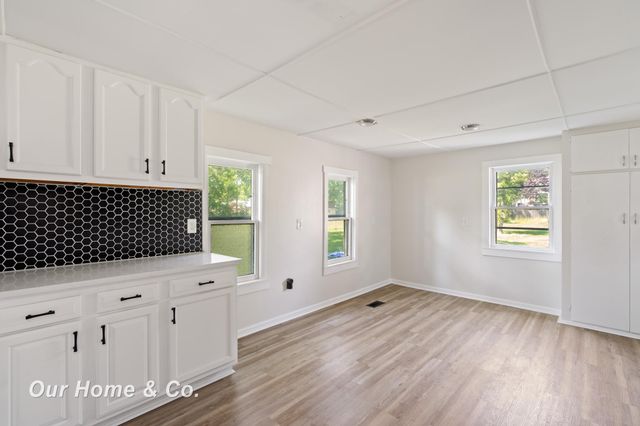 240 W 3rd Street, Imlay City, MI 48444