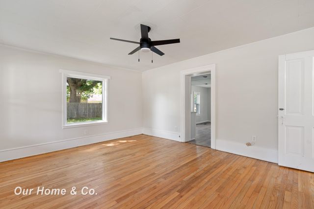 240 W 3rd Street, Imlay City, MI 48444