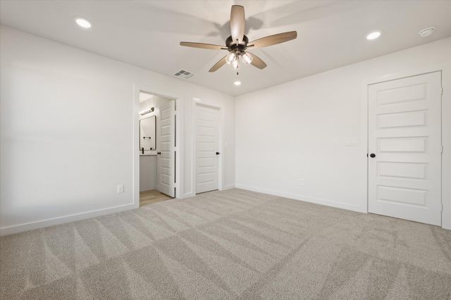 2424 Aberdeen Avenue, Wolfforth, TX 79382