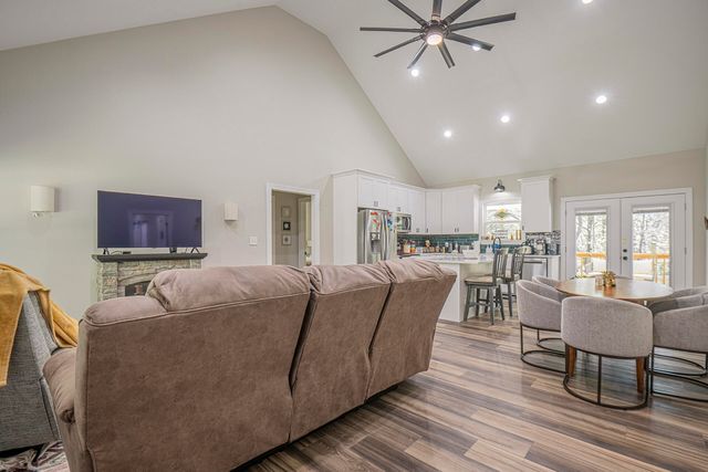 662 Ketner Mill Road, Whitwell, TN 37397