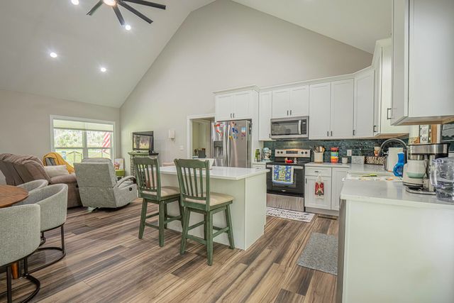 662 Ketner Mill Road, Whitwell, TN 37397