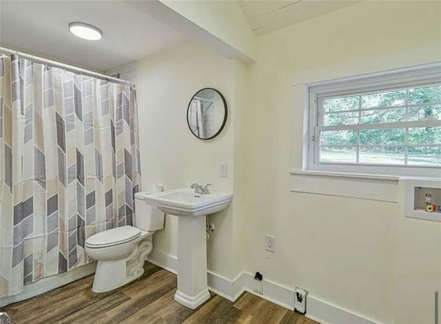 24 E Main Street, Gainesville, GA 30501