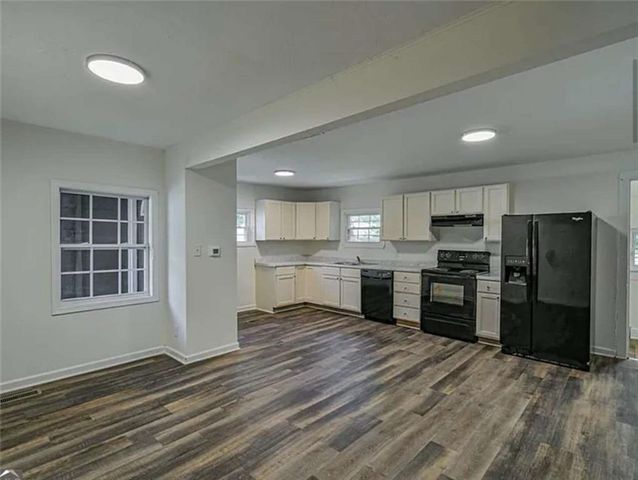 24 E Main Street, Gainesville, GA 30501