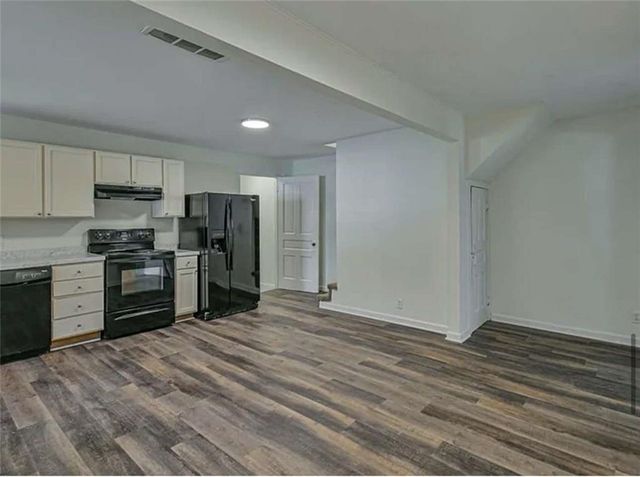 24 E Main Street, Gainesville, GA 30501