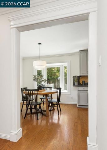 933 Brink Ct, Concord, CA 94518