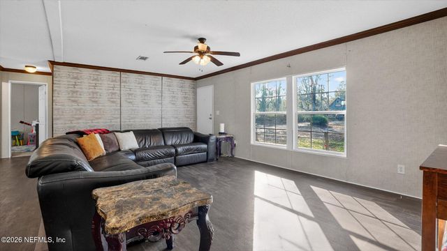 121 MELANIE Lane, Middleburg, FL 32068