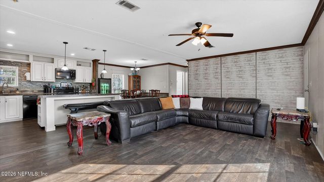 121 MELANIE Lane, Middleburg, FL 32068