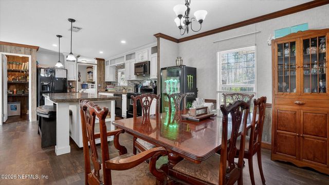 121 MELANIE Lane, Middleburg, FL 32068