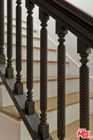 271 Beloit Avenue, Los Angeles, CA 90049