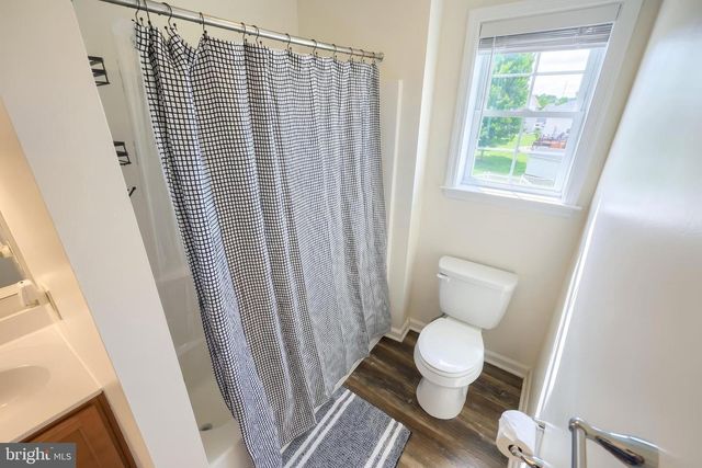 315 LYNNE DR, Mount Wolf, PA 17347
