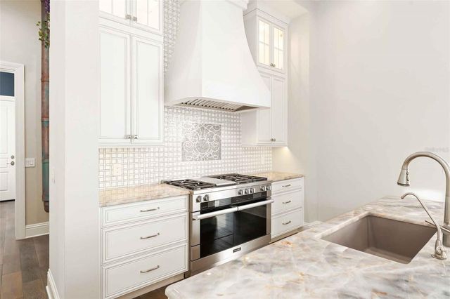 10012 HYPERION LANE, Golden Oak, FL 32836