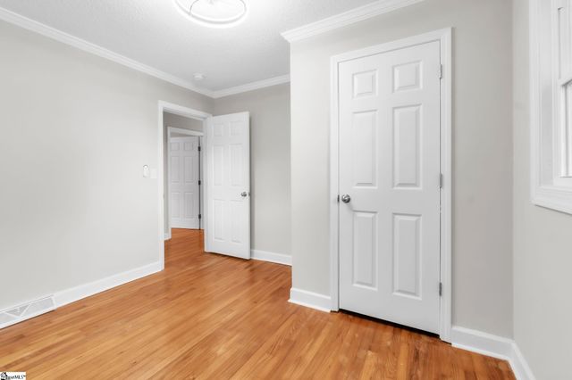 116 Valley Drive, Greer, SC 29651