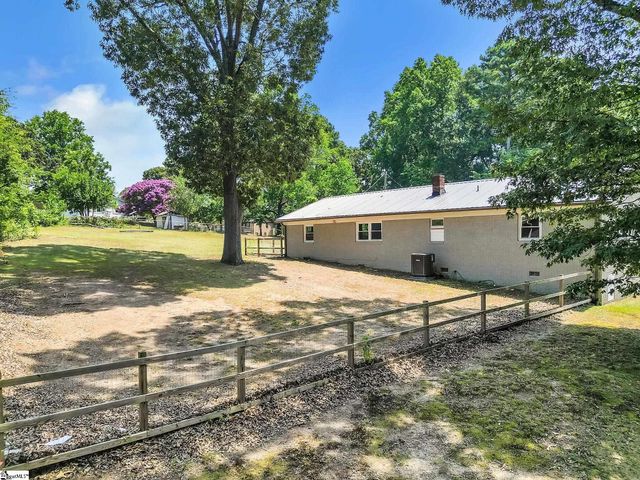 116 Valley Drive, Greer, SC 29651