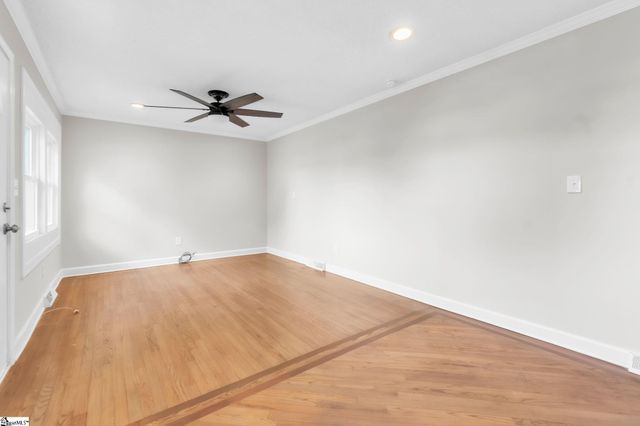 116 Valley Drive, Greer, SC 29651