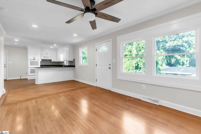 116 Valley Drive, Greer, SC 29651