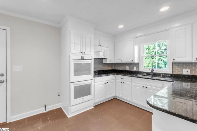 116 Valley Drive, Greer, SC 29651