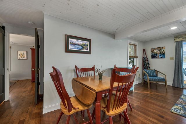 31 Lake Shore Drive, Effingham, NH 03882