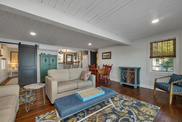 31 Lake Shore Drive, Effingham, NH 03882