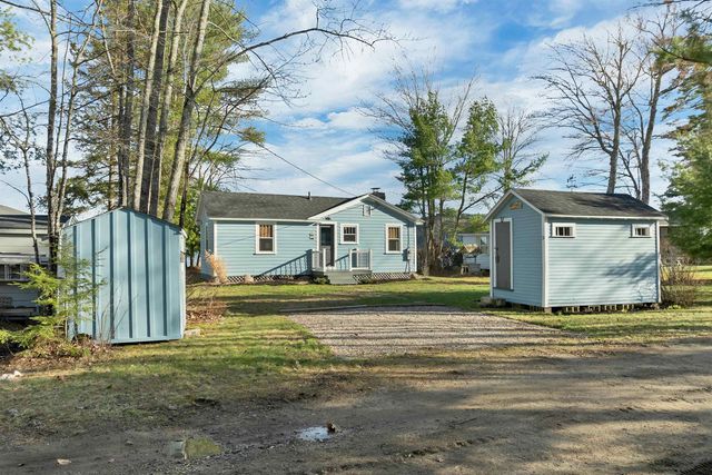 31 Lake Shore Drive, Effingham, NH 03882