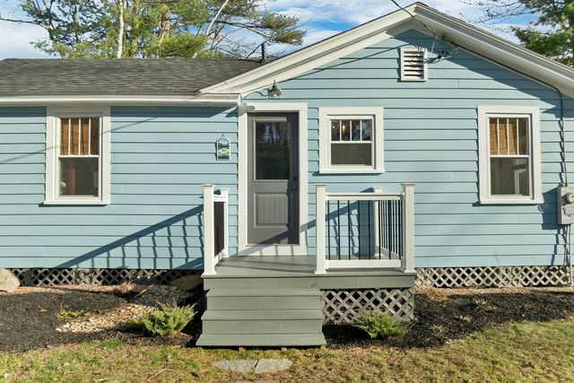 31 Lake Shore Drive, Effingham, NH 03882