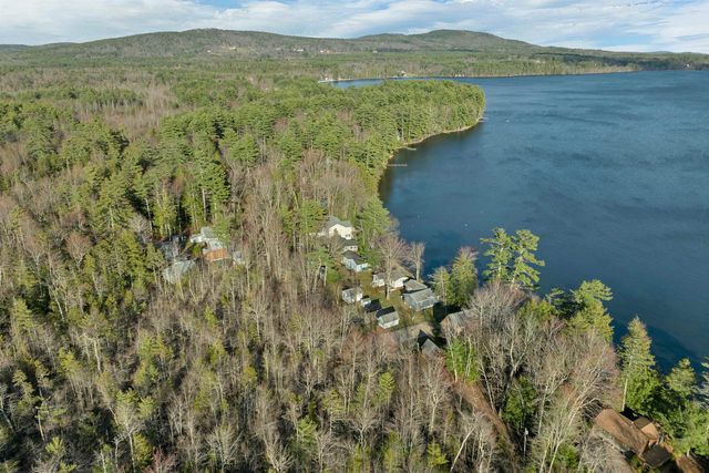 31 Lake Shore Drive, Effingham, NH 03882
