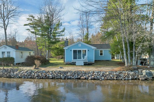 31 Lake Shore Drive, Effingham, NH 03882