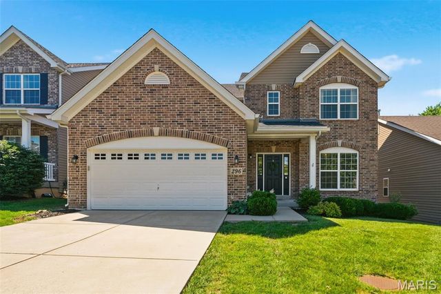 296 Cambridgeshire Court, St Peters, MO 63376