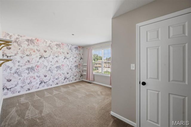 296 Cambridgeshire Court, St Peters, MO 63376