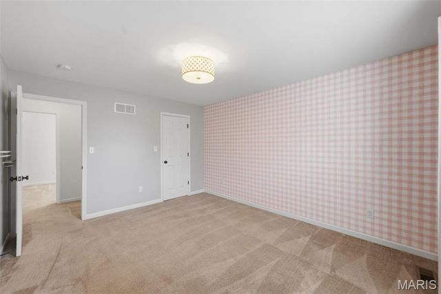 296 Cambridgeshire Court, St Peters, MO 63376