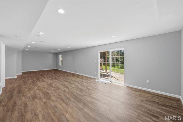 296 Cambridgeshire Court, St Peters, MO 63376