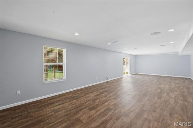 296 Cambridgeshire Court, St Peters, MO 63376