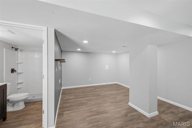 296 Cambridgeshire Court, St Peters, MO 63376