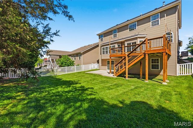 296 Cambridgeshire Court, St Peters, MO 63376