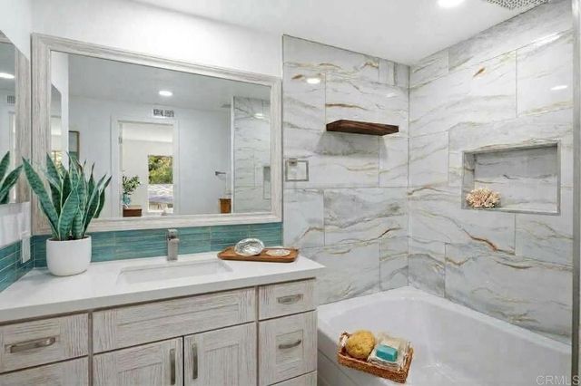 846 DANA POINT Way, Oceanside, CA 92058