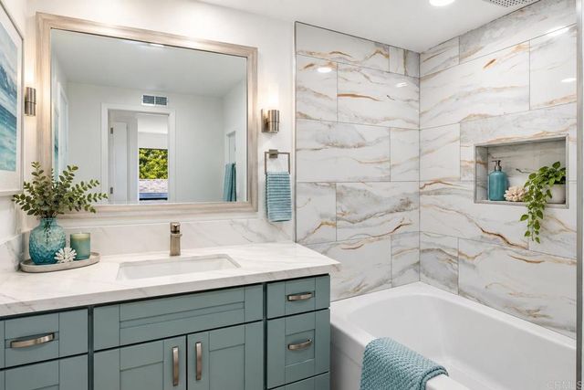 846 DANA POINT Way, Oceanside, CA 92058