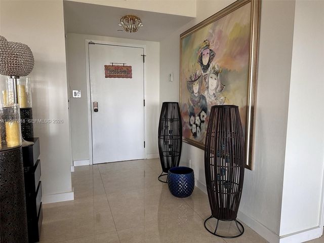 1000 Quayside Terrace 1101, Miami, FL 33138