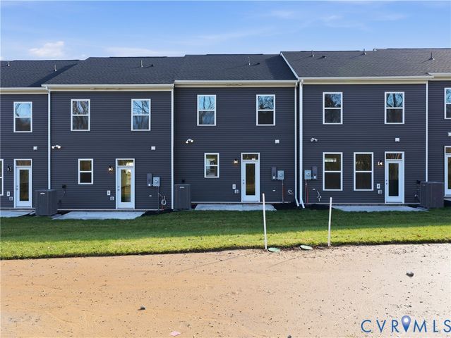 334 Mt. McCauley Way, Aylett, VA 23009