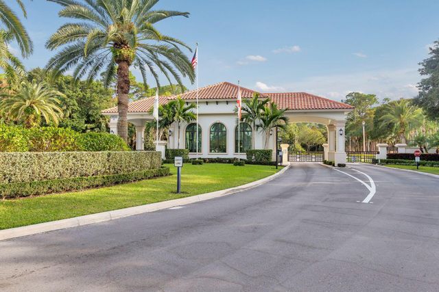 9213 Heathridge Drive, West Palm Beach, FL 33411