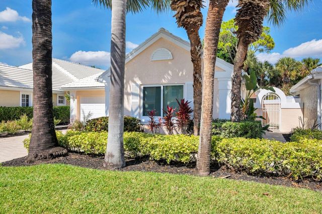 9213 Heathridge Drive, West Palm Beach, FL 33411