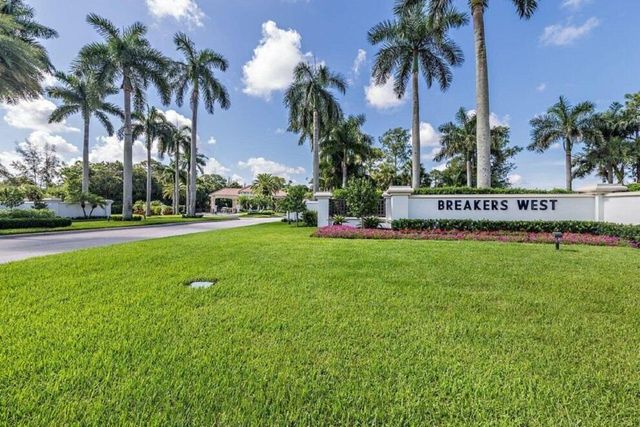 9213 Heathridge Drive, West Palm Beach, FL 33411