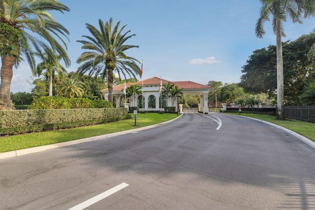 9213 Heathridge Drive, West Palm Beach, FL 33411