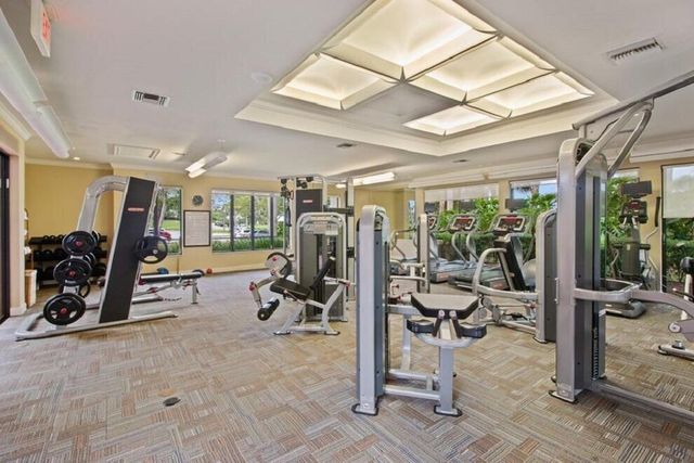 9213 Heathridge Drive, West Palm Beach, FL 33411