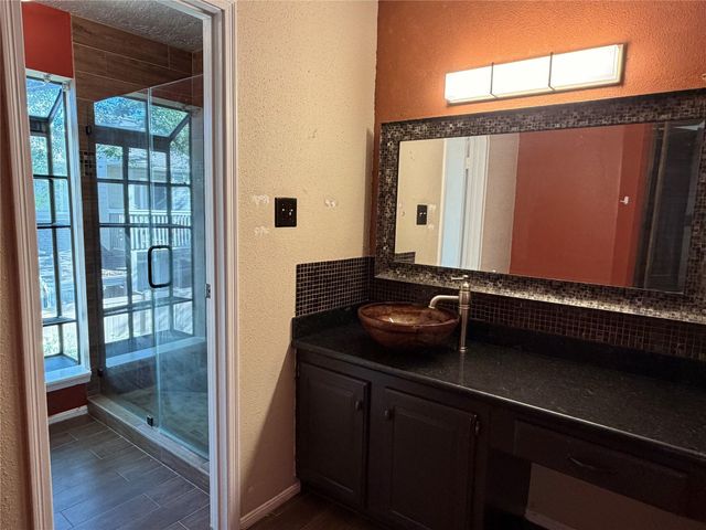 2379 Briarwest Boulevard 93, Houston, TX 77077